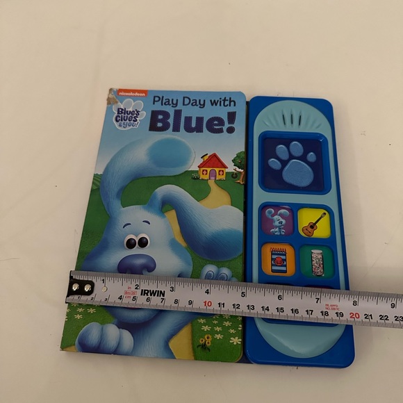Blues clues play day with blue sounds book - Picture 3 of 6